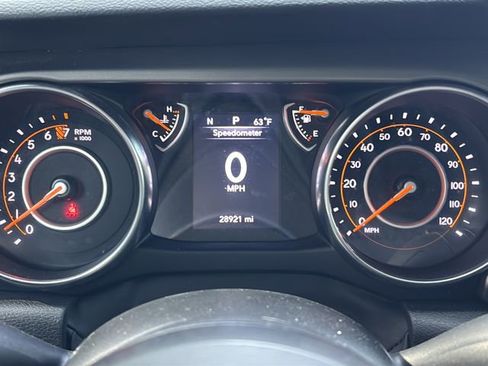 Certified 2022 Jeep Wrangler Unlimited Sport w/ Xtreme Recon 35" Tire Package image 24