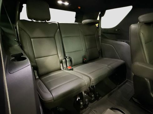 Used 2024 Chevrolet Tahoe High Country AWD/4WD image 30