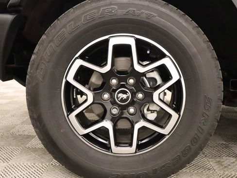 Certified 2025 Ford Bronco Outer Banks AWD/4WD image 6