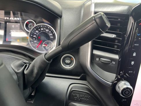 Used 2026 RAM 3500 Big Horn AWD/4WD image 9