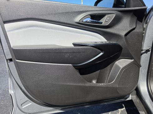 New 2026 Chevrolet Trax LT w/ Driver Confidence Package image 20