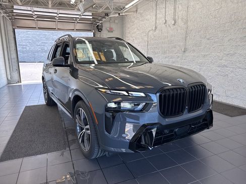 New 2026 BMW X7 xDrive40i w/ M Sport Package image 2