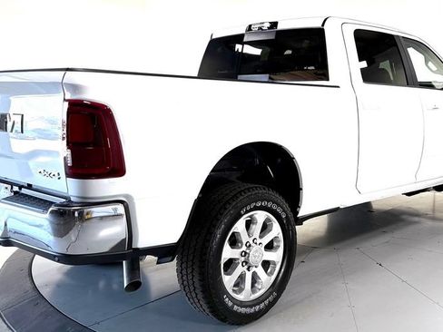 New 2027 RAM 2500 Laramie AWD/4WD image 4