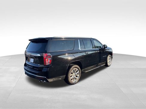 Used 2021 Chevrolet Suburban Premier image 20