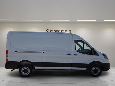 New 2025 Ford Transit 250 148 Medium Roof w/ Load Area Protection Package image 5