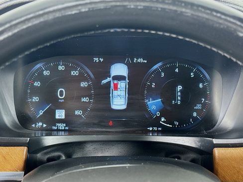Used 2018 Volvo S90 T6 Inscription w/ Convenience Package image 16