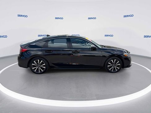 Used 2024 Honda Civic EX-L image 9