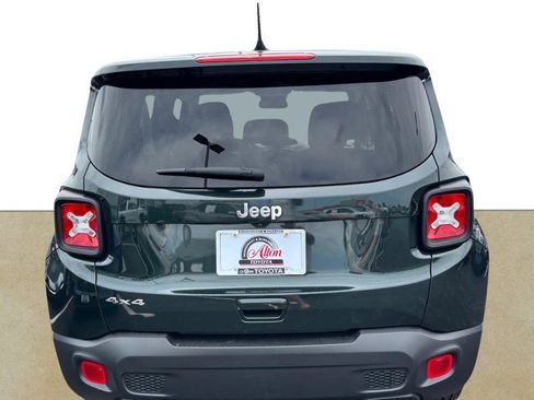 Used 2021 Jeep Renegade Sport AWD/4WD image 5
