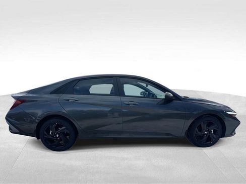 New 2026 Hyundai Elantra Sport FWD image 5