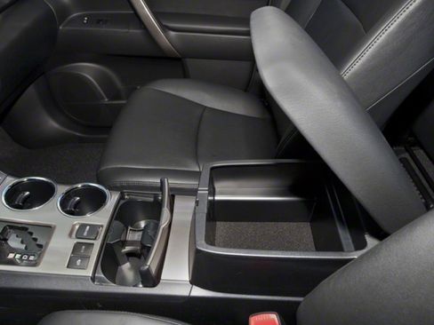 Used 2013 Toyota Highlander 4WD Hybrid w/ Leather Premium Pkg image 14