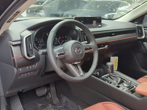 Used 2026 MAZDA CX-50 Meridian Edition w/ Apex Package image 4