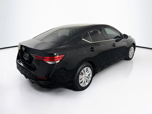 Used 2023 Nissan Sentra S FWD image 9