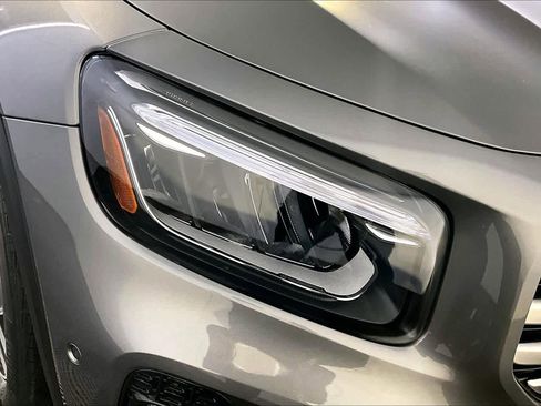 New 2026 Mercedes-Benz GLB 250 4MATIC image 16