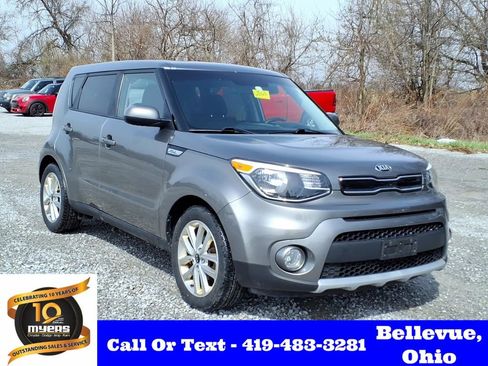 Used 2019 Kia Soul + image 1