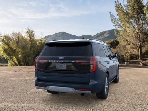 New 2026 Ford Expedition Platinum AWD/4WD image 8