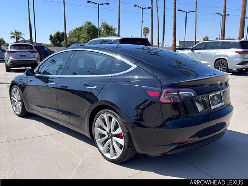Used 2018 Tesla Model 3 AWD/4WD image 3