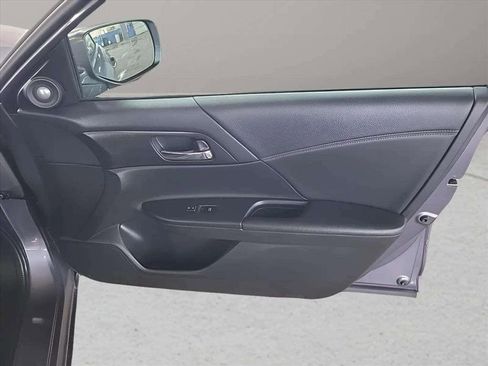 Used 2015 Honda Accord EX-L image 27