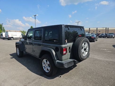 Used 2022 Jeep Wrangler Unlimited Sport AWD/4WD image 5