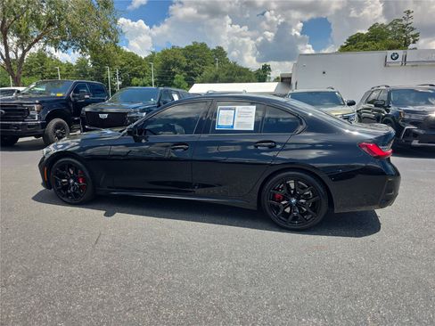 Used 2026 BMW 330i Sedan w/ M Sport Package RWD image 5