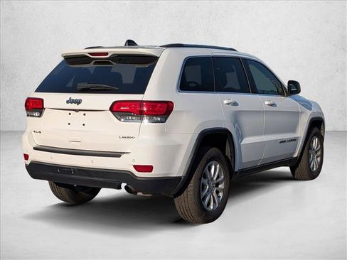 Used 2021 Jeep Grand Cherokee Laredo X AWD/4WD image 4