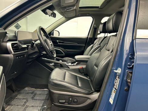 Used 2024 Kia Telluride S w/ S Sunroof Package FWD image 16