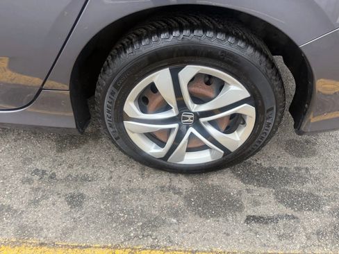 Used 2016 Honda Civic LX image 9