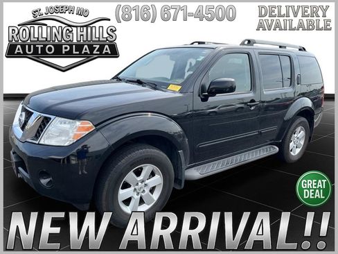 Used 2012 Nissan Pathfinder SV AWD/4WD image 1
