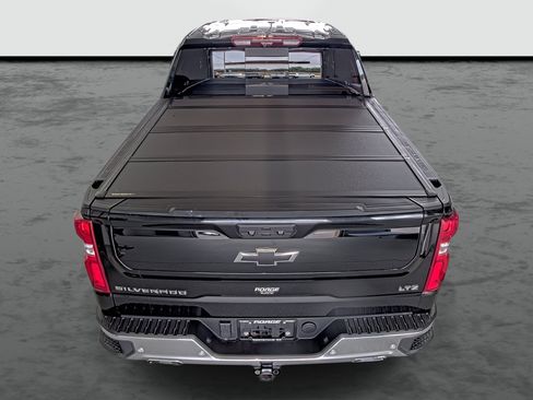Certified 2025 Chevrolet Silverado 1500 LTZ w/ LTZ Premium Package AWD/4WD image 3