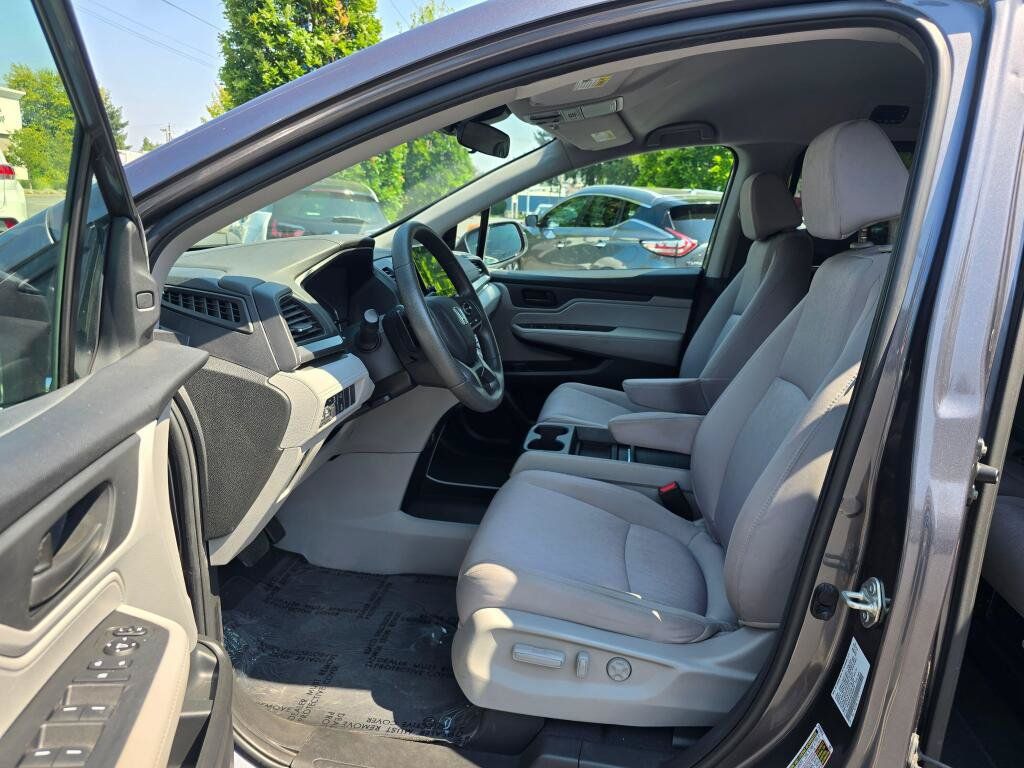 Used 2020 Honda Odyssey EX image 3