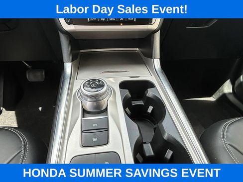 Used 2023 Ford Explorer XLT w/ Equipment Group 202A RWD image 21
