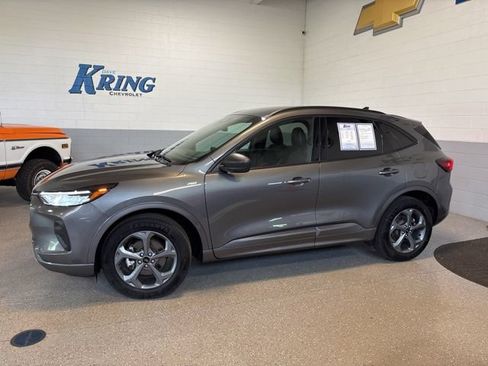 Used 2024 Ford Escape ST-Line AWD/4WD image 2