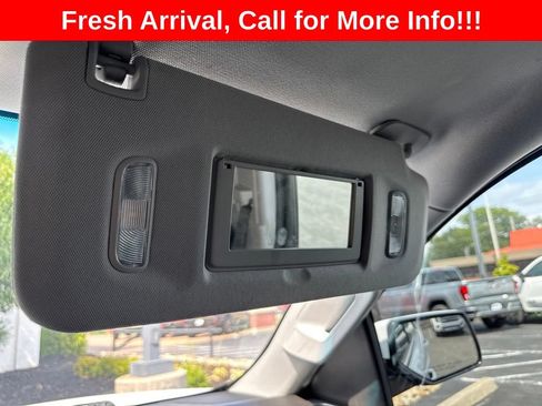 Used 2018 Chevrolet Tahoe LT AWD/4WD image 24
