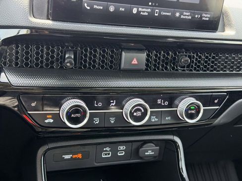 Used 2025 Honda CR-V EX-L image 5