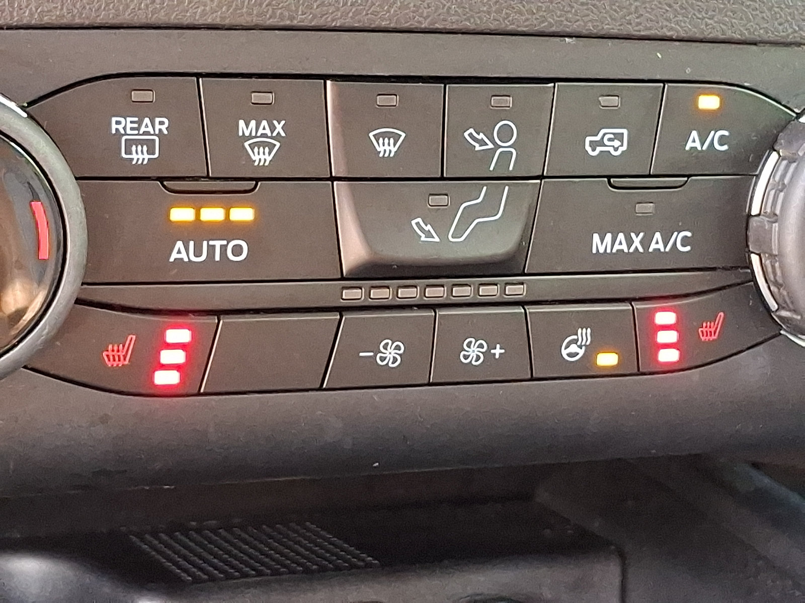 Used 2024 Ford Bronco Sport Outer Banks w/ Tech Package AWD/4WD image 23
