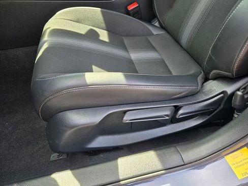 Used 2023 Honda Civic Sport image 14