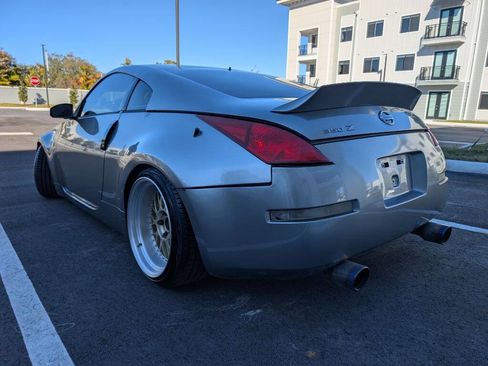 Used 2006 Nissan 350Z Enthusiast w/ (N93) Cargo Convenience Pkg image 10