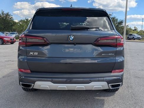 Used 2021 BMW X5 xDrive45e w/ Parking Assistance Package image 6