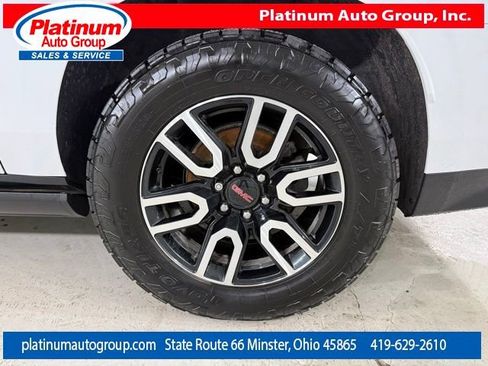 Used 2022 GMC Yukon XL AT4 image 53