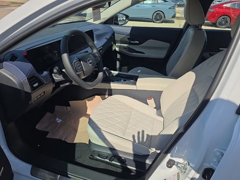 New 2026 Nissan Sentra SL image 14