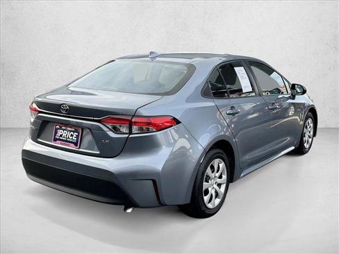 Used 2024 Toyota Corolla LE FWD image 5