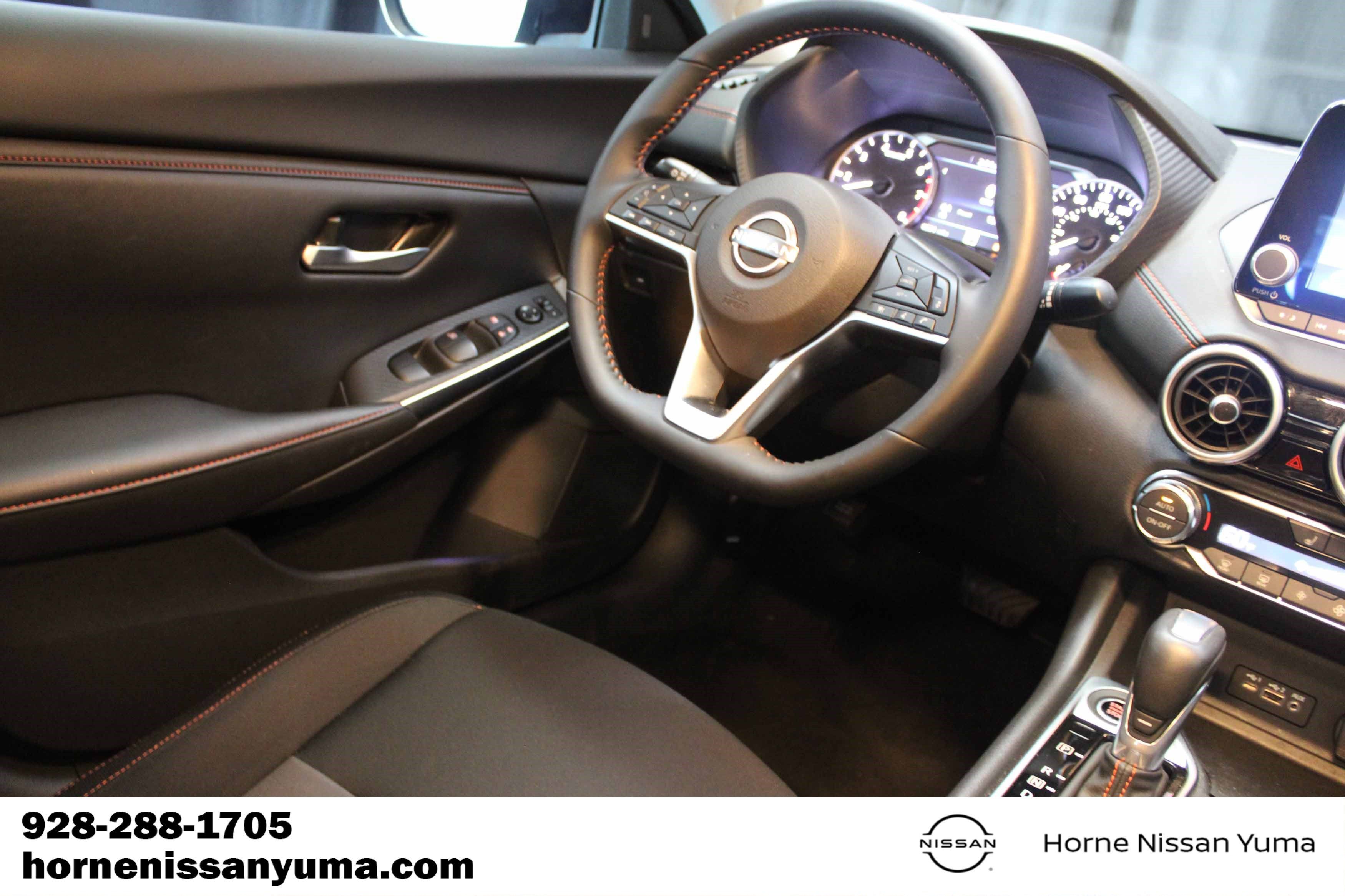 Certified 2025 Nissan Sentra SR FWD image 10