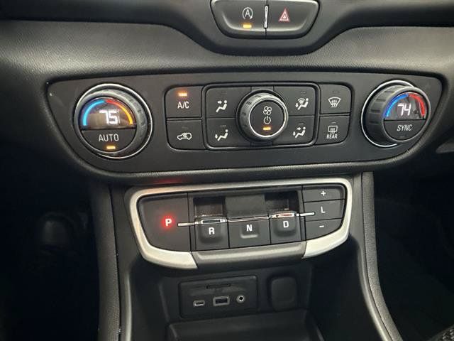 Certified 2023 GMC Terrain SLE w/ Driver Convenience Package AWD/4WD image 17