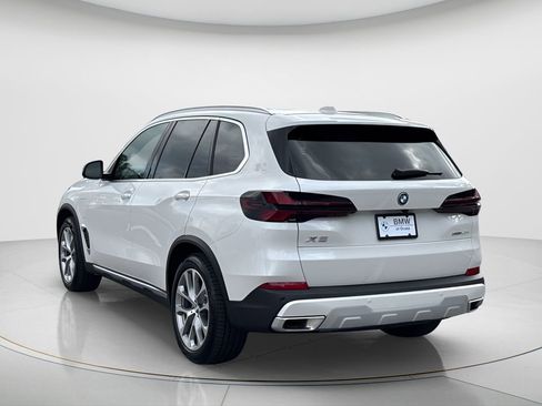 New 2026 BMW X5 xDrive50e w/ Premium Package image 11