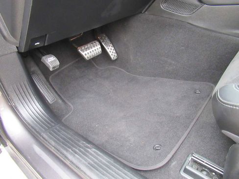 Used 2023 Dodge Challenger R/T Scat Pack w/ T/A Package image 27