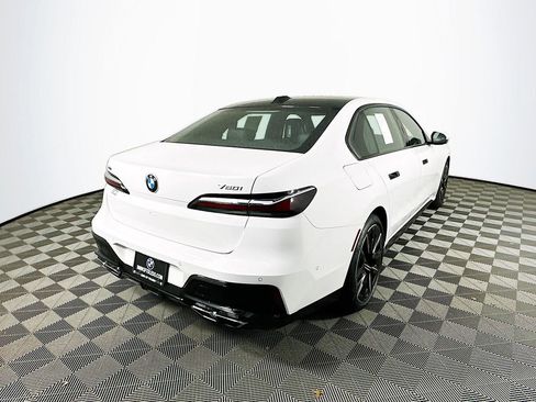 Used 2023 BMW 760i xDrive 760i xDrive image 9