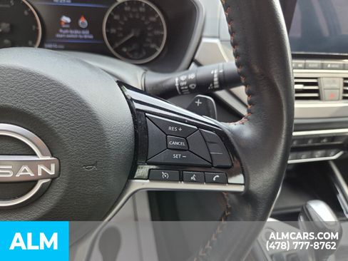 Used 2025 Nissan Altima 2.5 SR FWD image 23