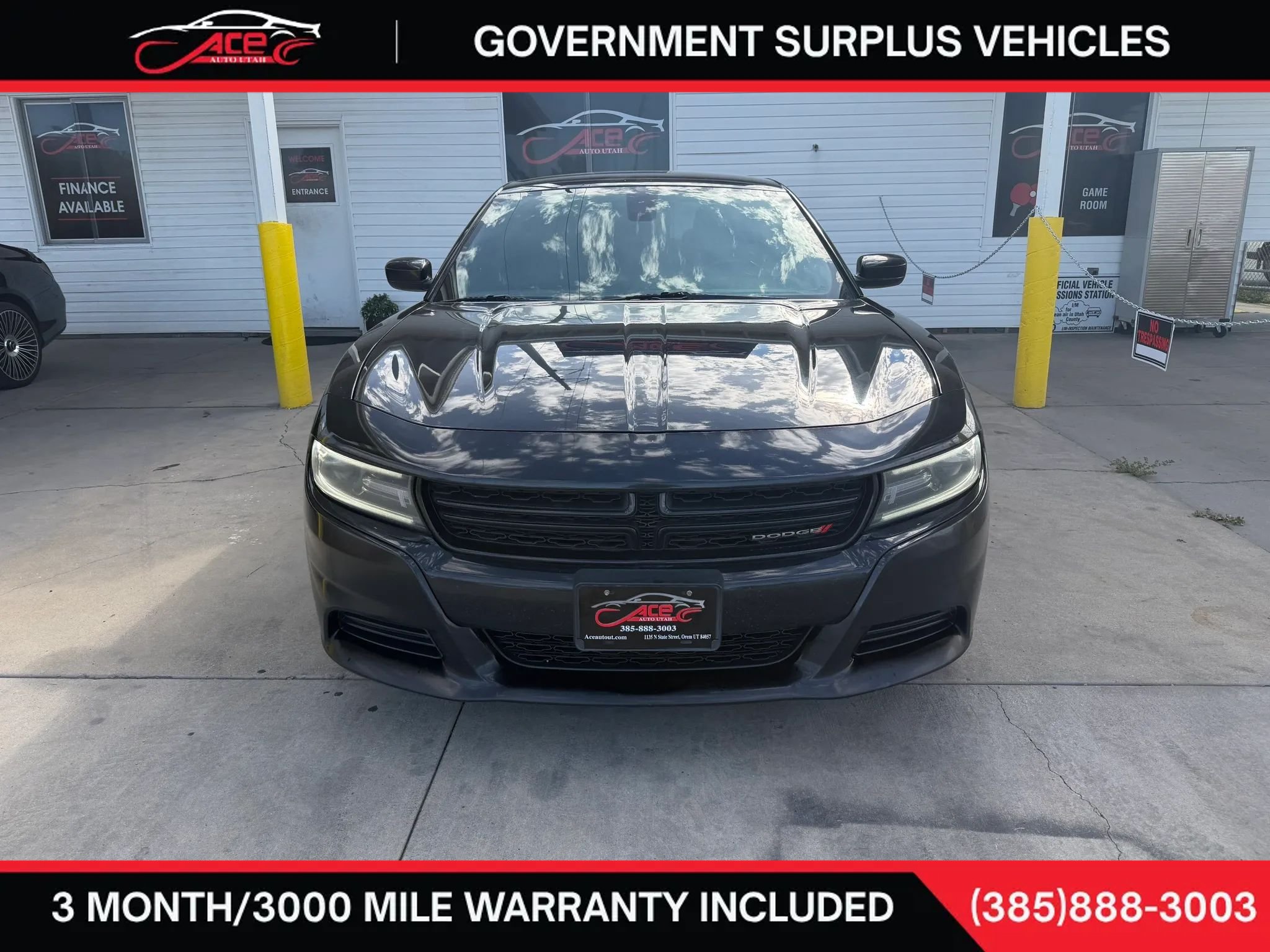 Used 2019 Dodge Charger SXT w/ Travel & Safety Group RWD image 5