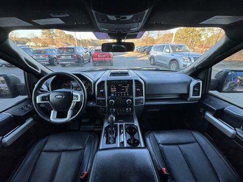 Used 2018 Ford F150 Lariat w/ Equipment Group 502A Luxury image 17