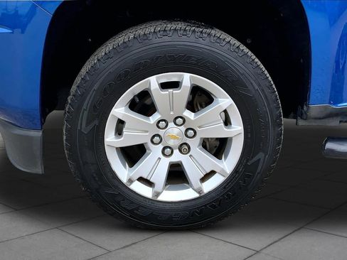 Used 2019 Chevrolet Colorado LT w/ LT Convenience Package RWD image 11