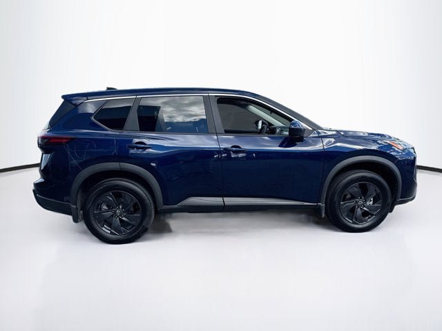Used 2026 Nissan Rogue SV w/ Cold Weather Package AWD/4WD image 4